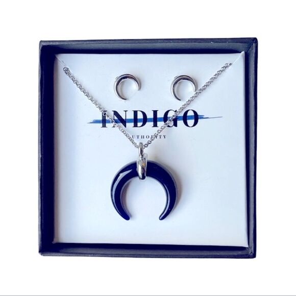 Indigo Authority Crescent Moon Necklace & Earrings - New in Box - Picture 2 of 4